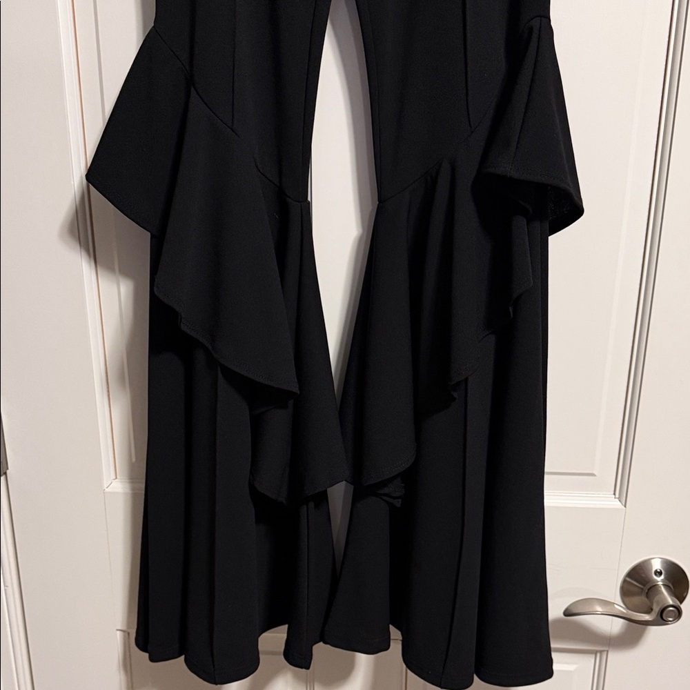 Elegant Black Ruffle Hem Bell Bottom Pants - Picture 2 of 4